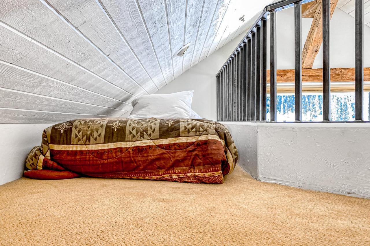 Double Diamond Ski-In/Ski-Out Chalet Теллерайд Экстерьер фото