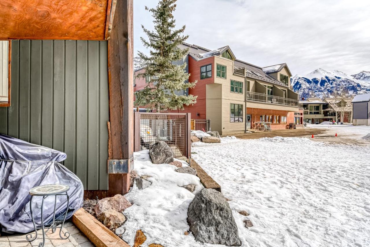 Double Diamond Ski-In/Ski-Out Chalet Теллерайд Экстерьер фото